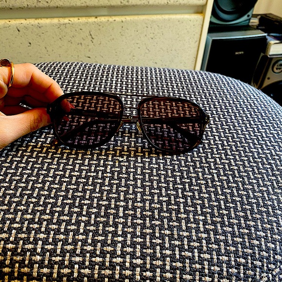 Faconable unisex light brown matte finish frame - Picture 3 of 3